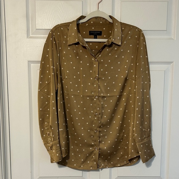Banana Republic Tan Polka Dot Shirt - Picture 2 of 9